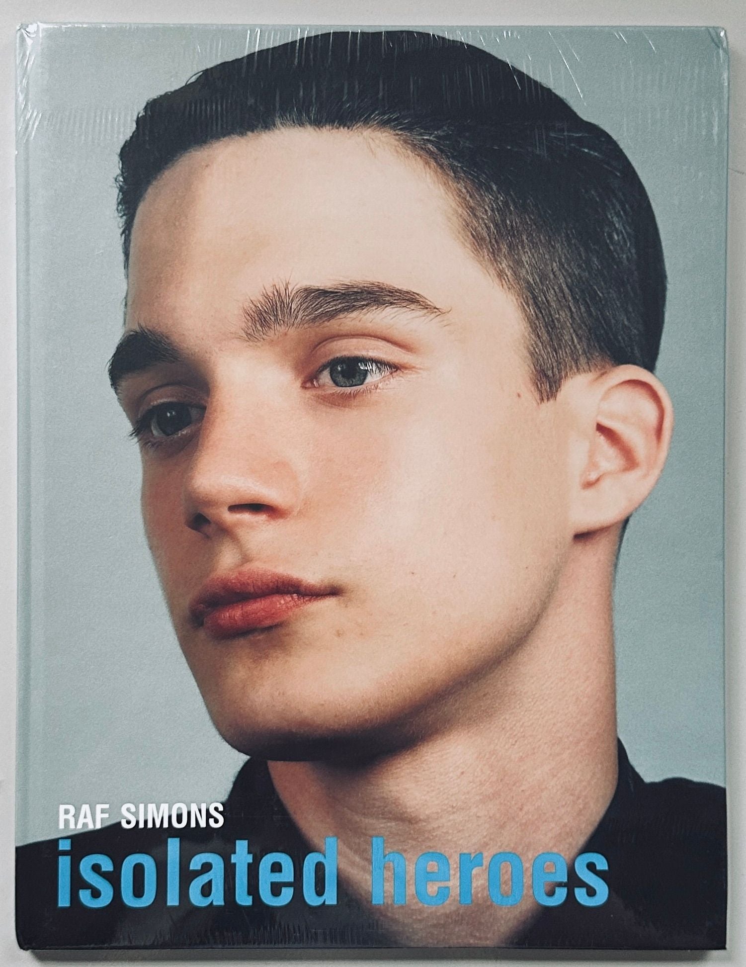 Raf Simons Isolated Heroes – IDEA