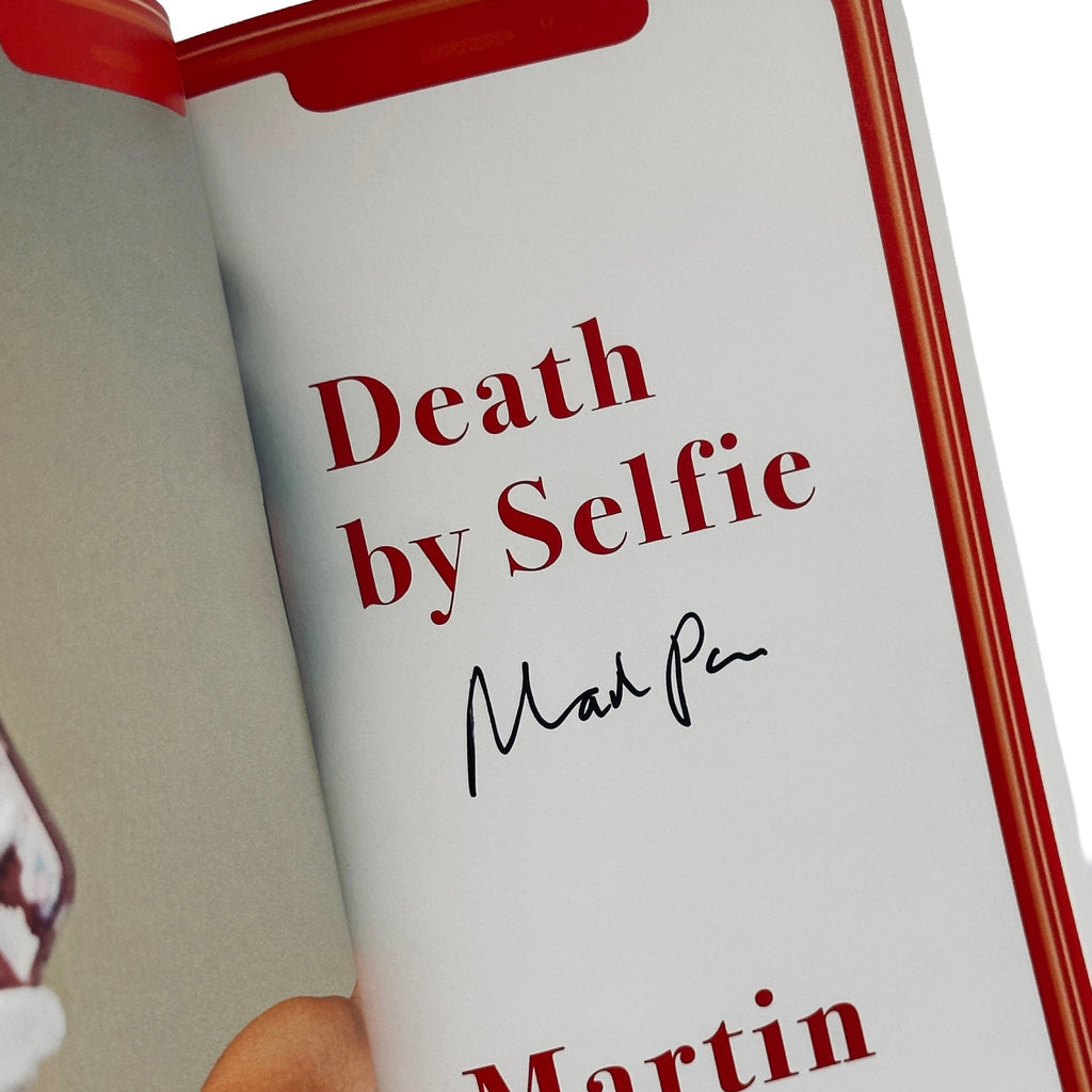 [SIGNED] MARTIN PARR DEATH BY SELFIE