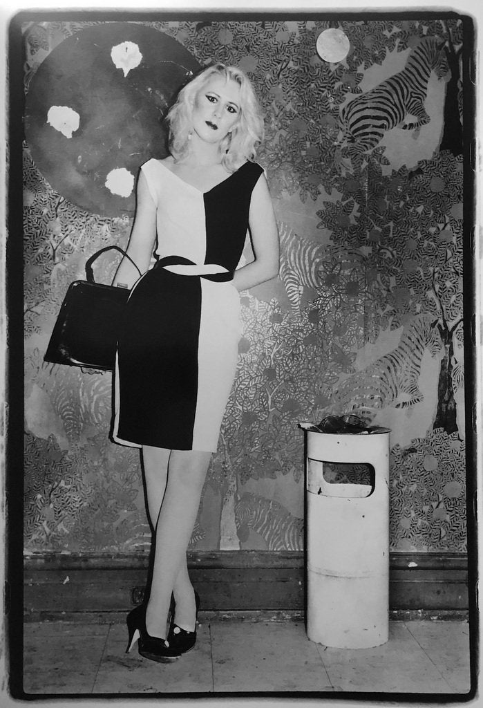 [SIGNED] AMY ARBUS ON THE STREET
