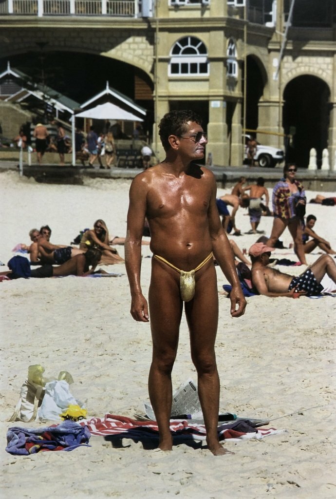 Rennie Ellis Decadent 1980 – 2000.