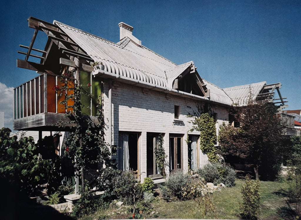 Living with 50 architects