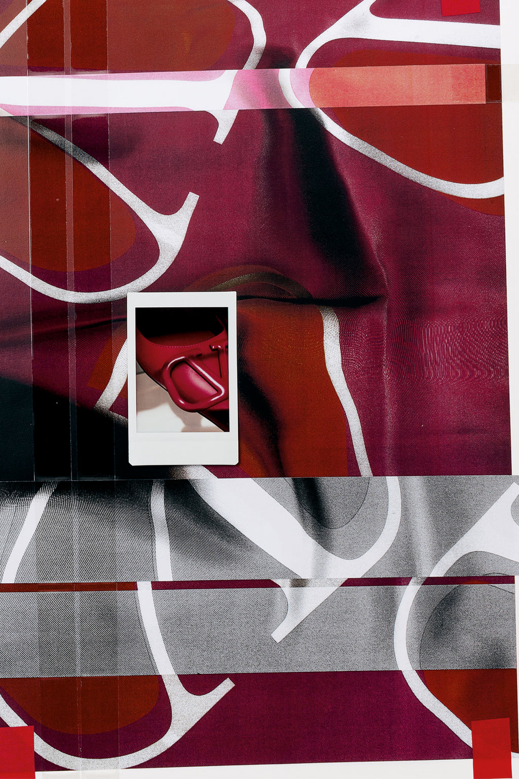 Valentino Garavani VLogo Signature Book