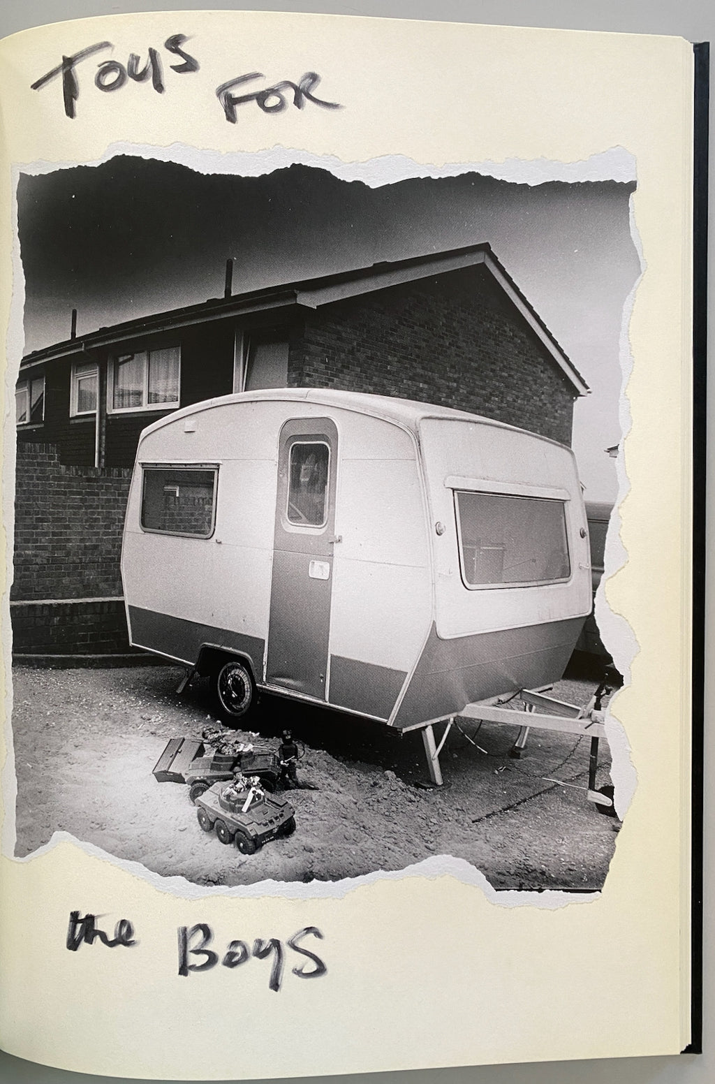 [SIGNED] CHRIS SHAW RETROSPECTING SANDY HILL
