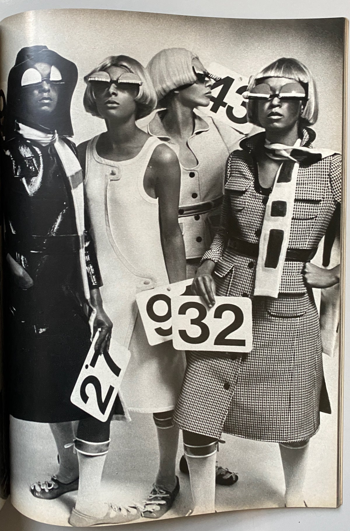 Vogue Paris March 1970 Jane Birkin – IDEA