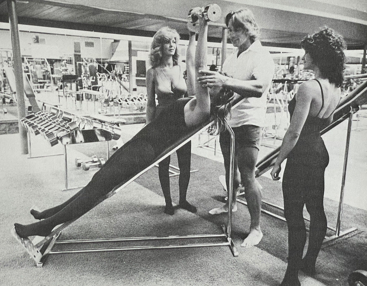 [SIGNED] ARNOLD SCHWARZENEGGER BODYSHAPING FOR WOMEN