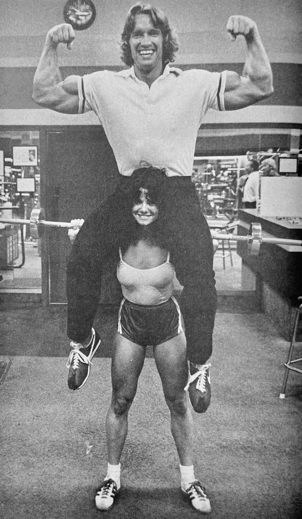 [SIGNED] ARNOLD SCHWARZENEGGER BODYSHAPING FOR WOMEN