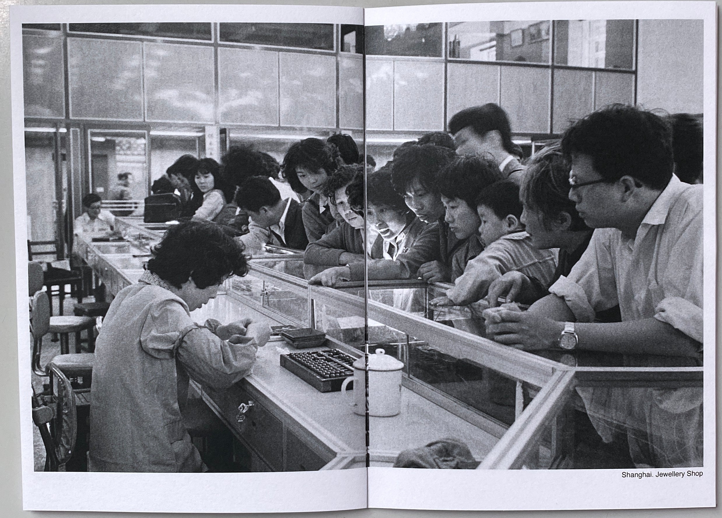 [SIGNED] MARTIN PARR CHINA 1985