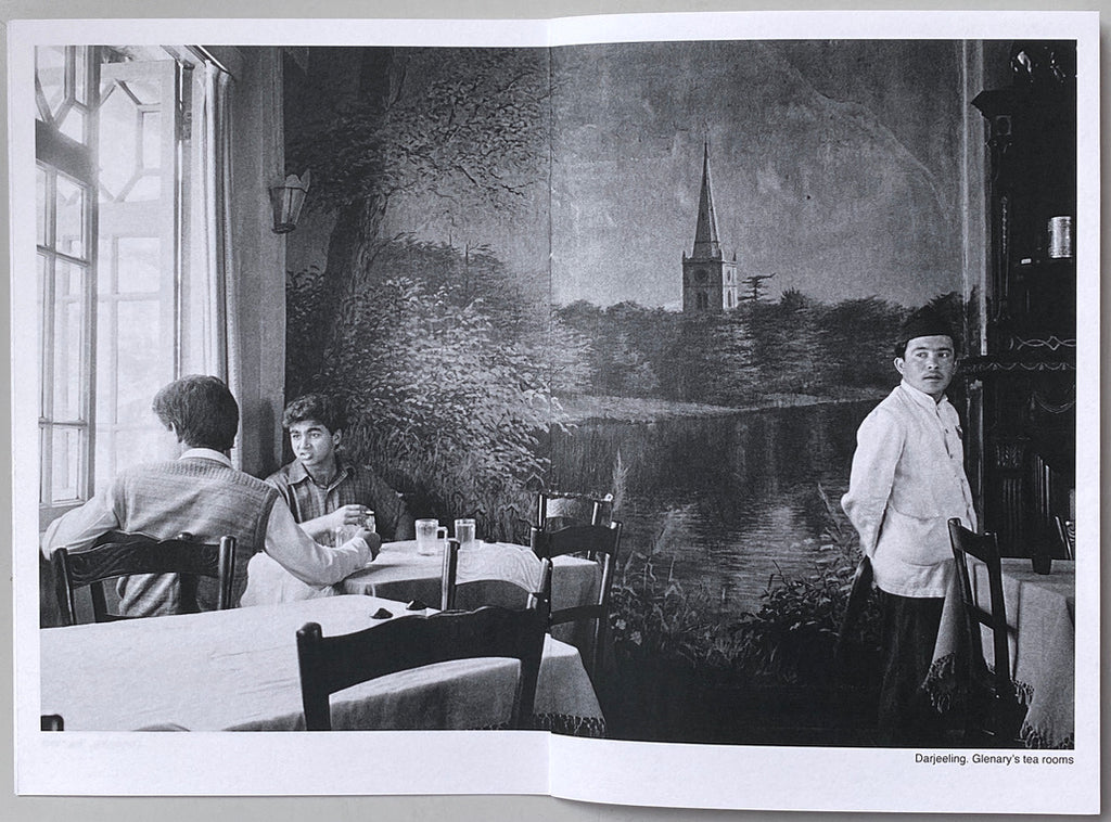 [SIGNED] MARTIN PARR INDIA 1984