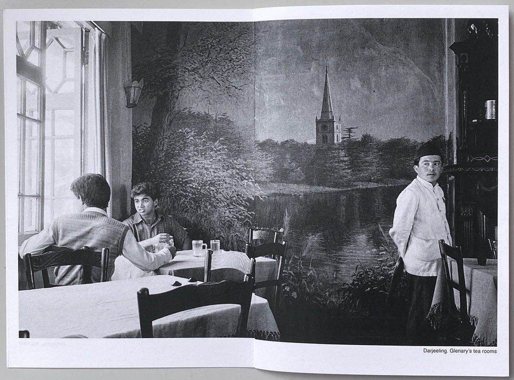 [SIGNED] MARTIN PARR INDIA 1984