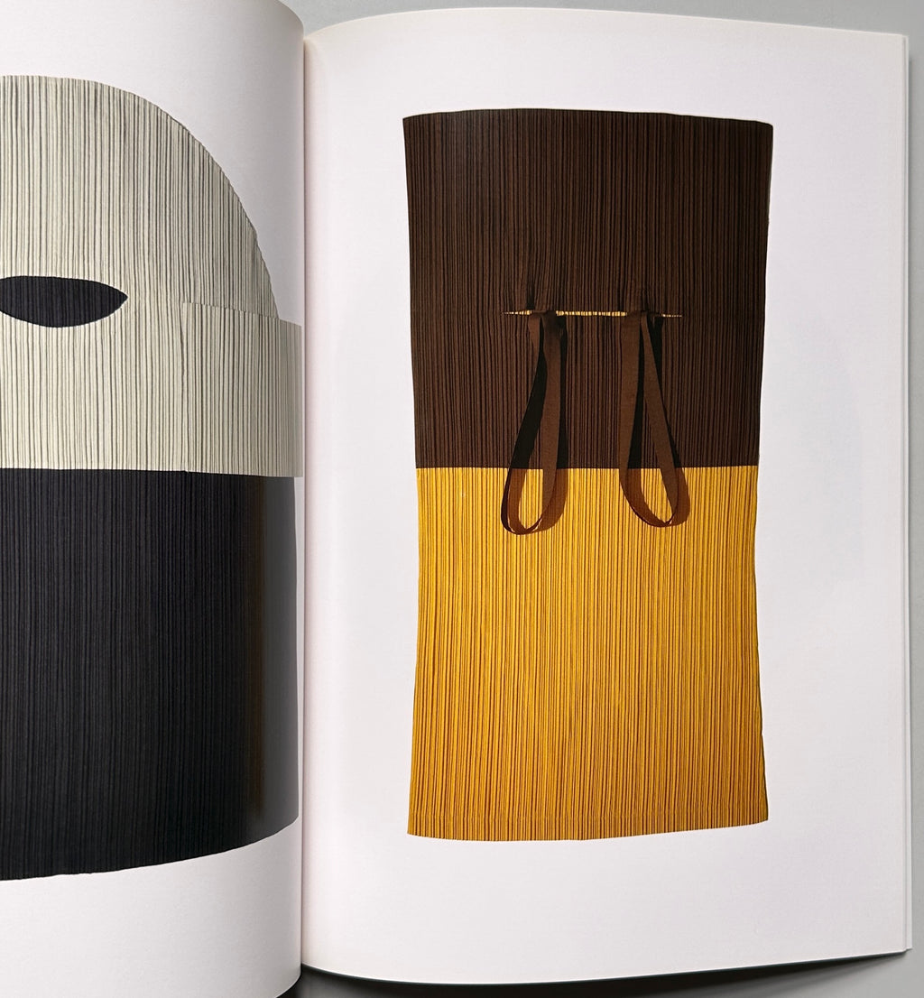 Issey Miyake Pleats Please