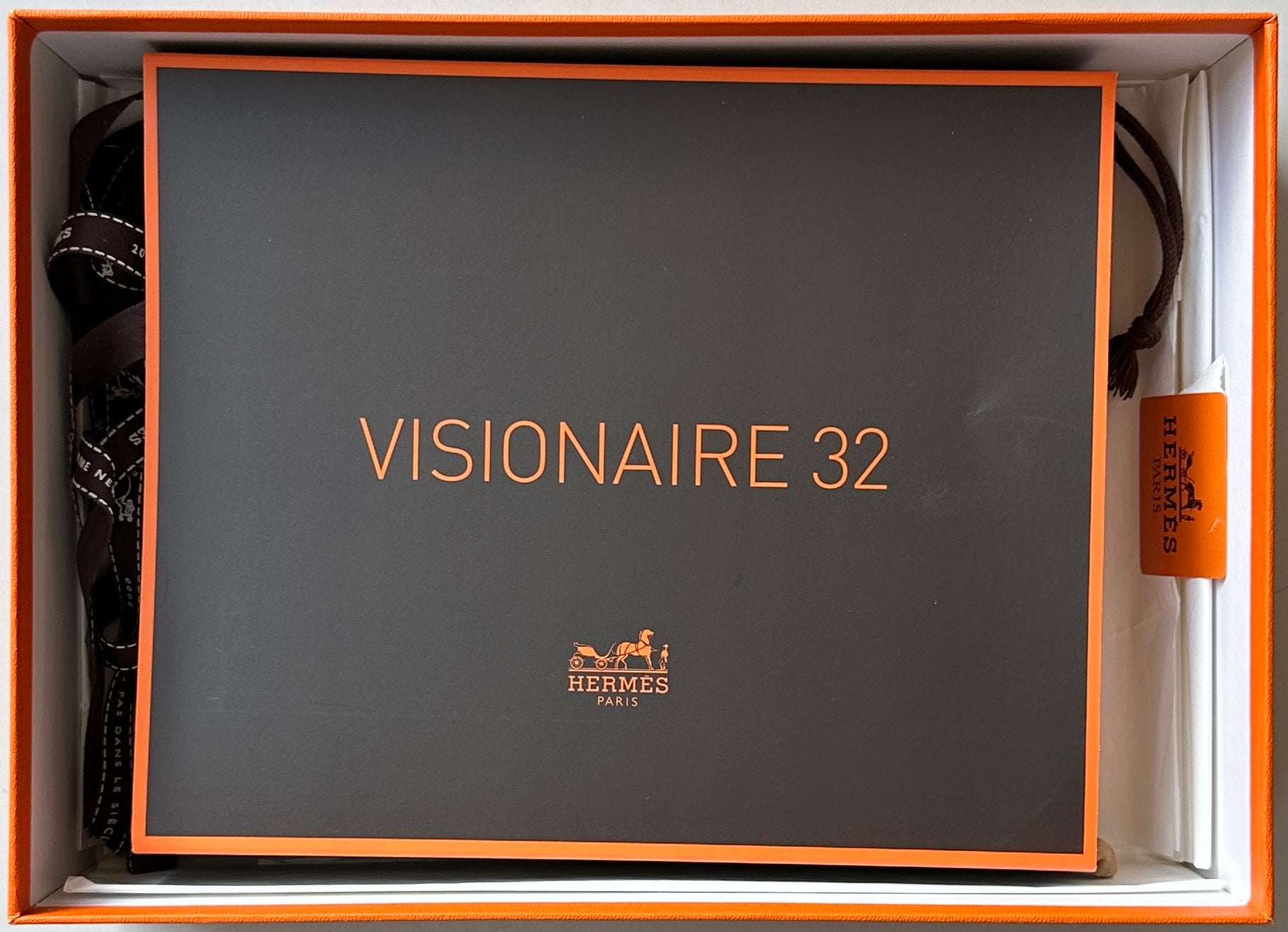 Visionaire 32 Hermes