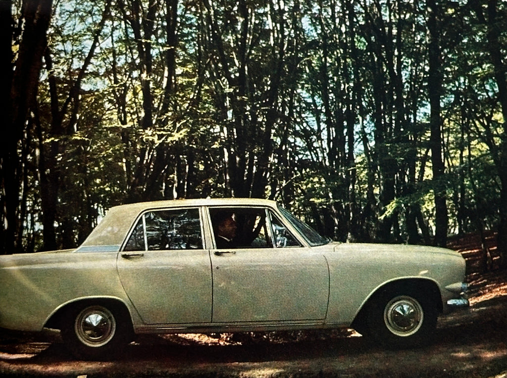 Auto Universum 1965