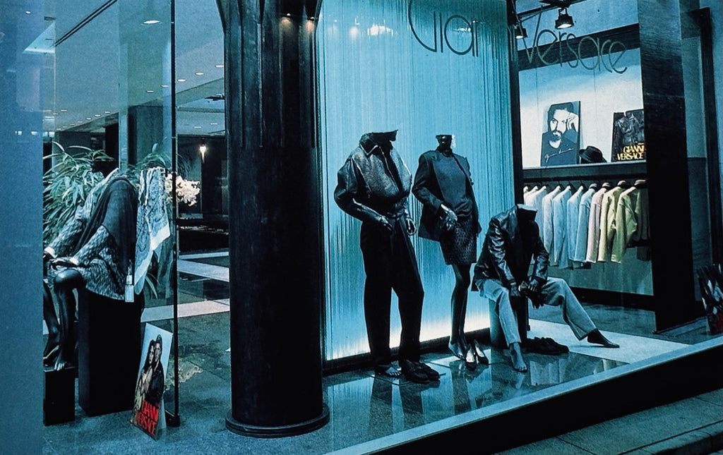 Annual of Display & Commercial Space Designs in Japan 1991