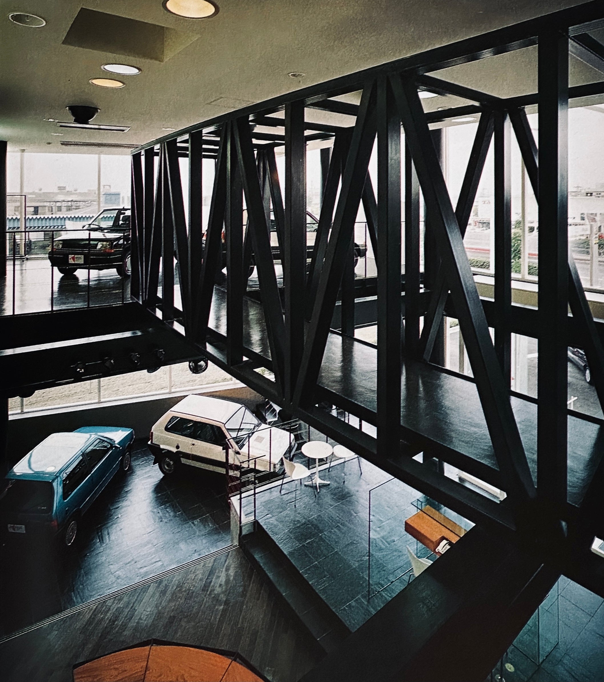 Annual of Display & Commercial Space Designs in Japan 1991