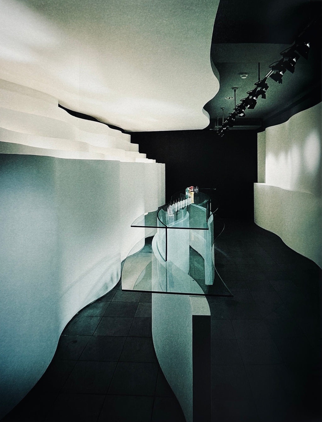 Annual of Display & Commercial Space Designs in Japan 1991