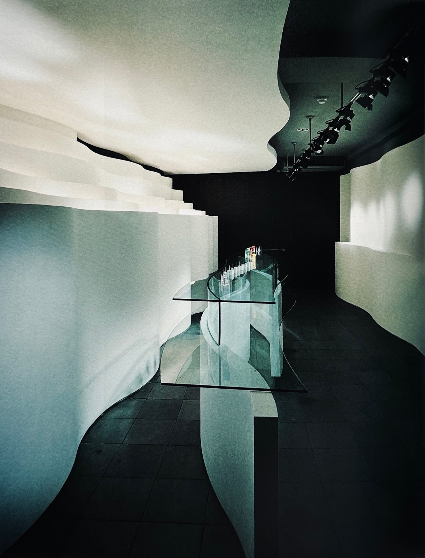 Annual of Display & Commercial Space Designs in Japan 1991