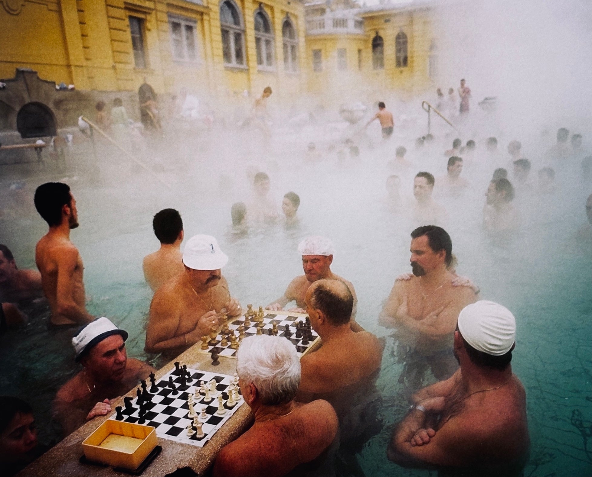 [SIGNED] MARTIN PARR SPORTS & SPECTATORSHIP
