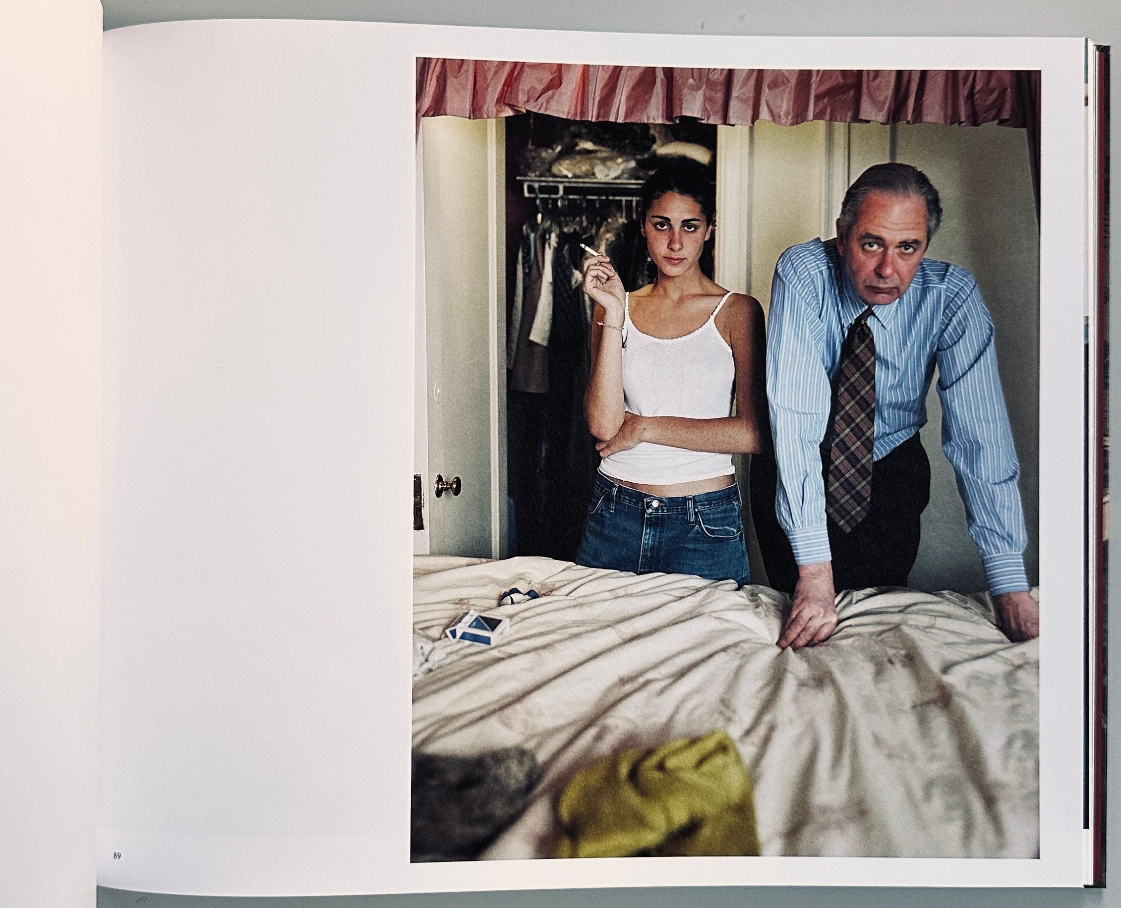 [SIGNED] TINA BARNEY FAMILY TIES