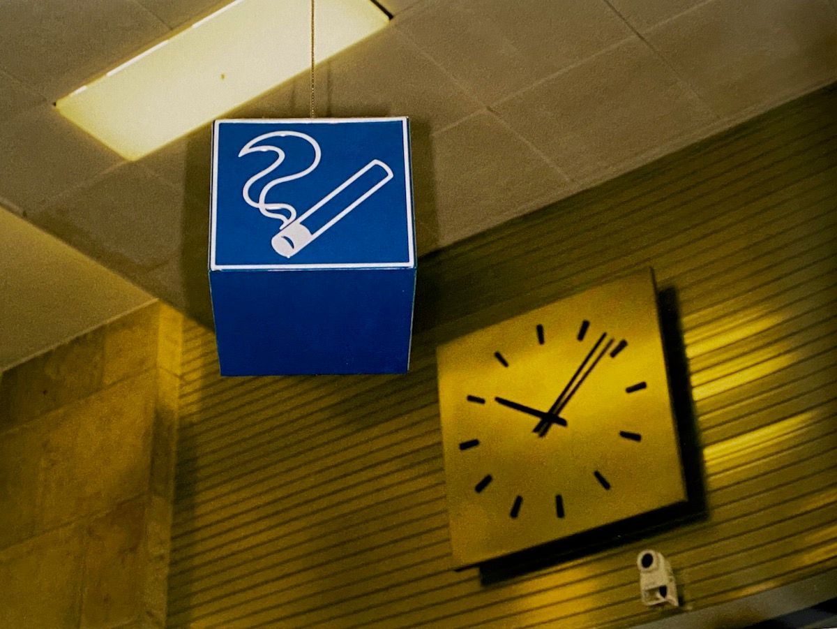 [SIGNED] MARTIN PARR NO SMOKING