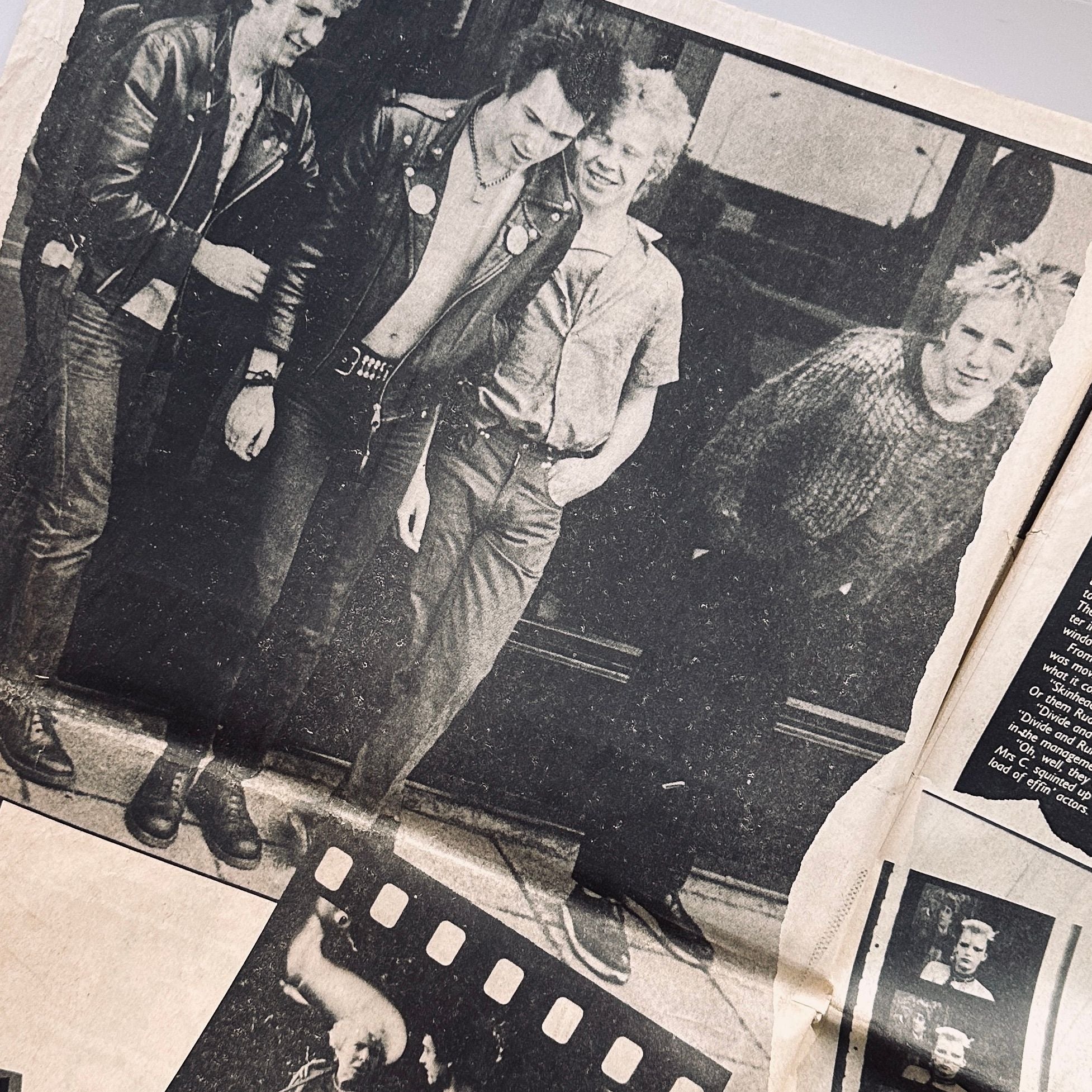 SEX PISTOLS The Great Rock ‘N’Newspaper The Great Rock n Roll Swindle Novel Newspaper – IDEA