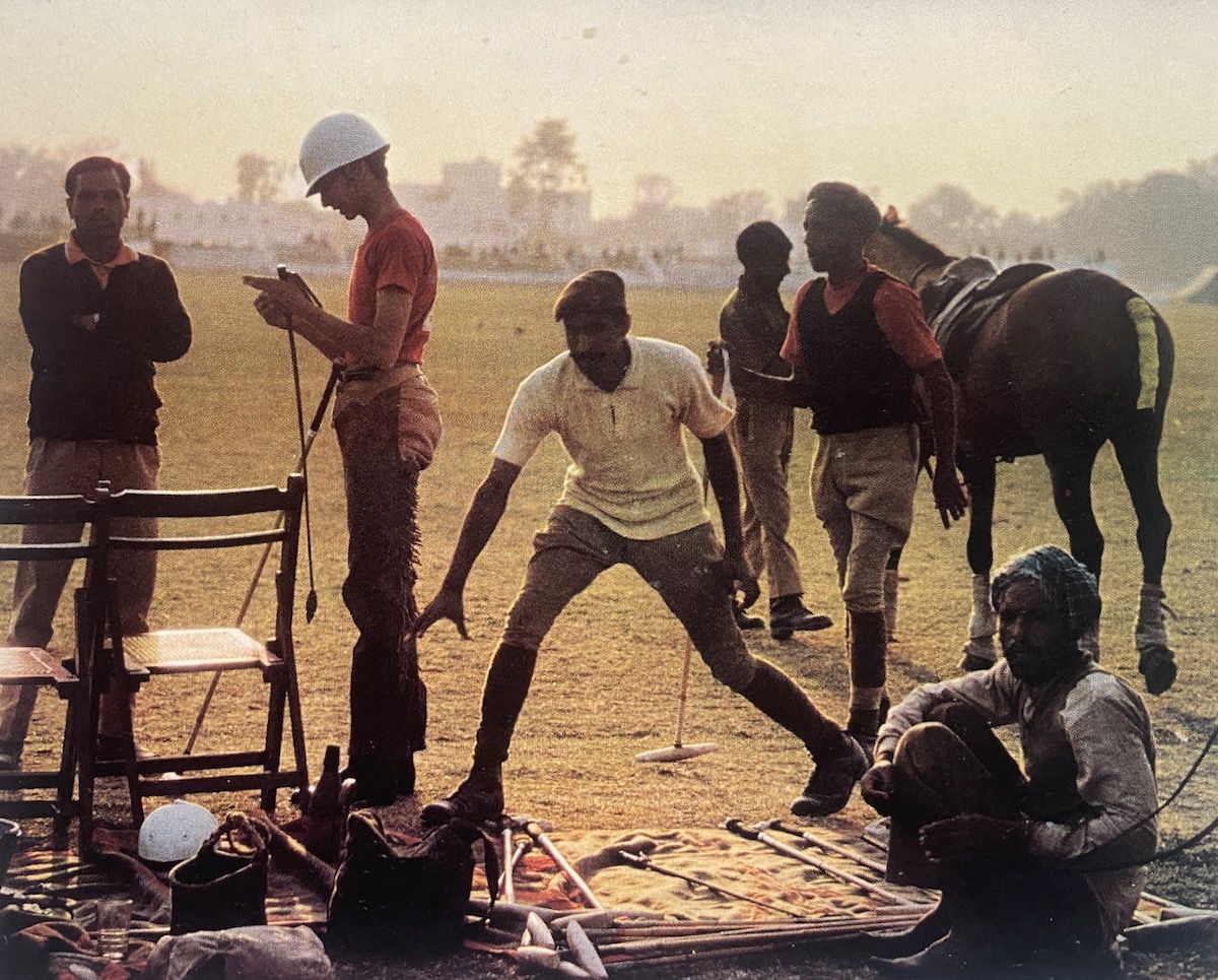 Chakkar Polo Around The World