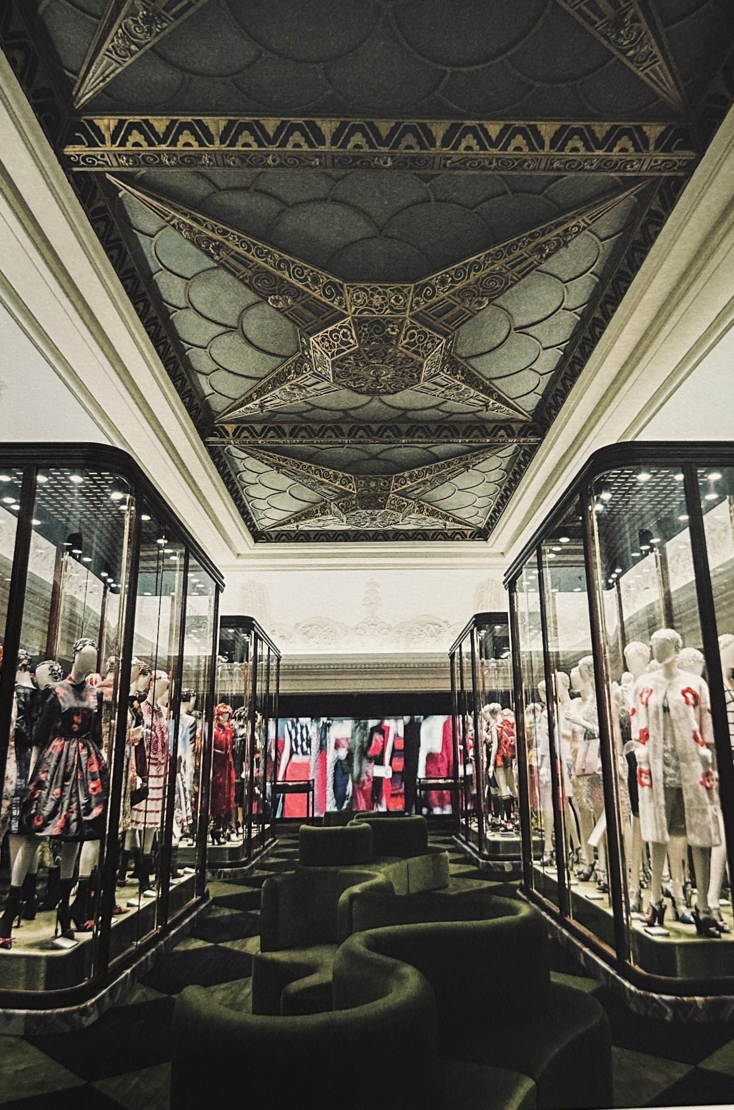 Prada Pradasphere