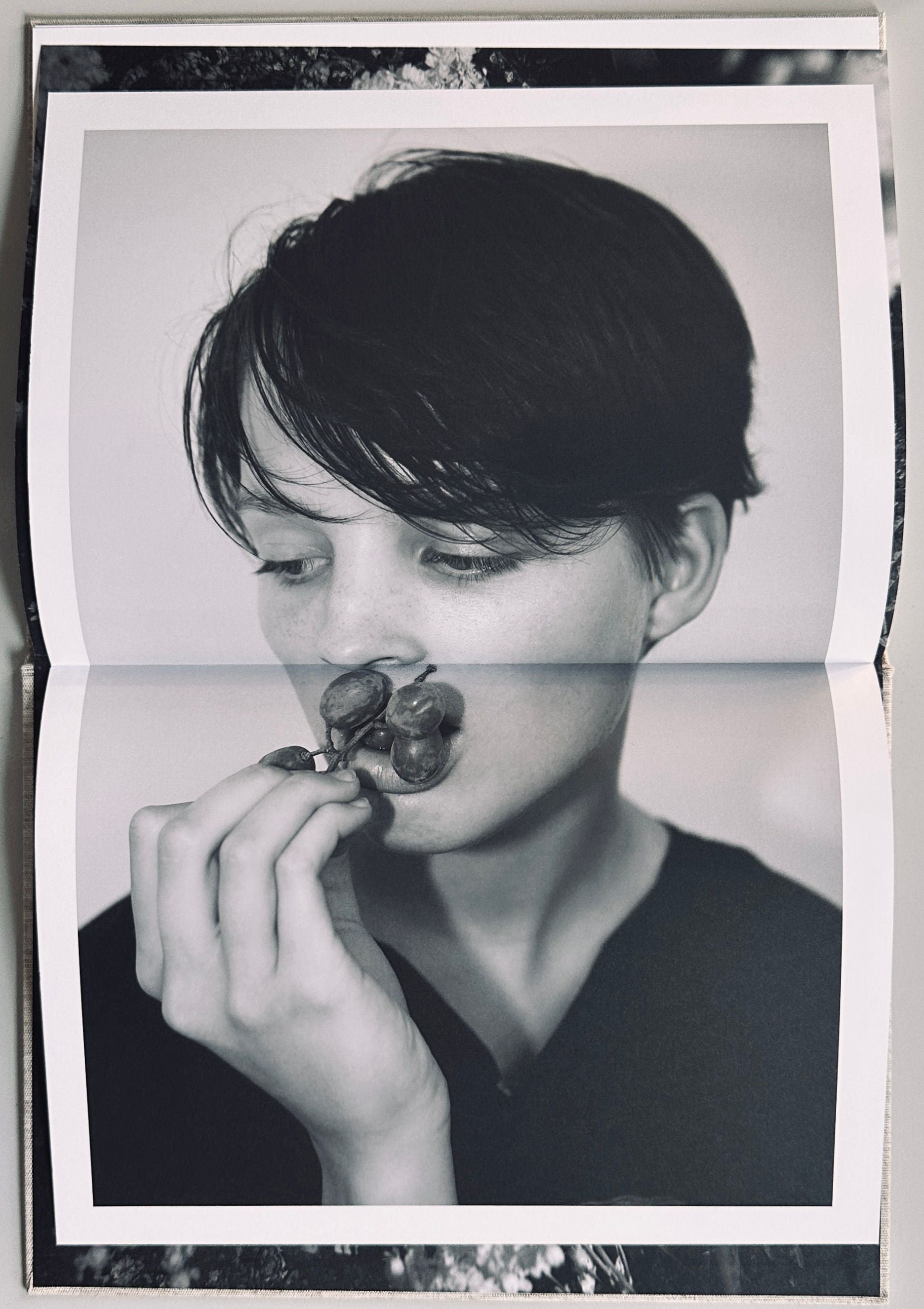 Sol & Luna Viviane Sassen