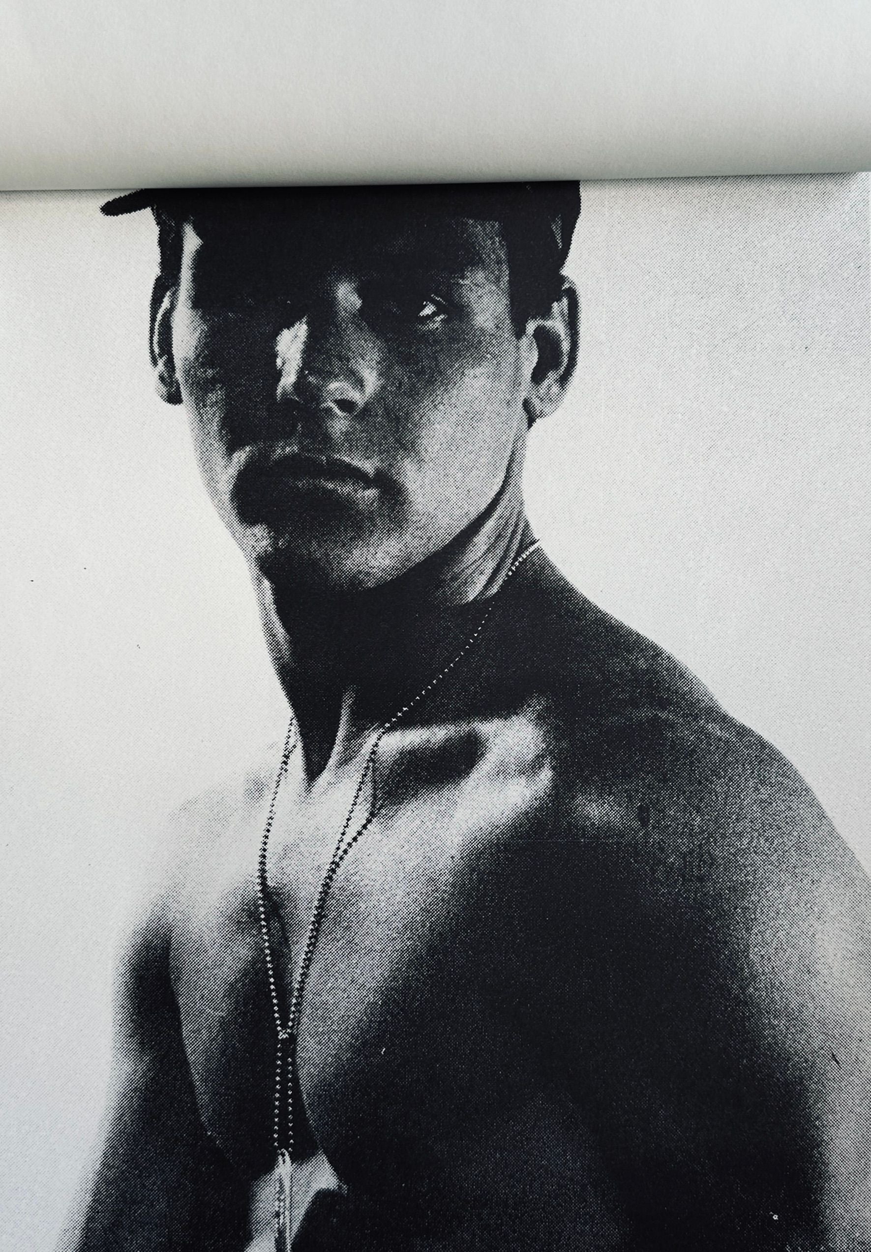[SIGNED] PACIFICO SILANO SHADOW CAST