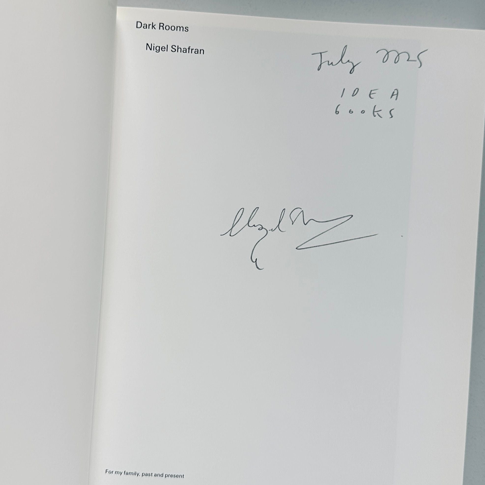[SIGNED] NIGEL SHAFRAN DARK ROOMS