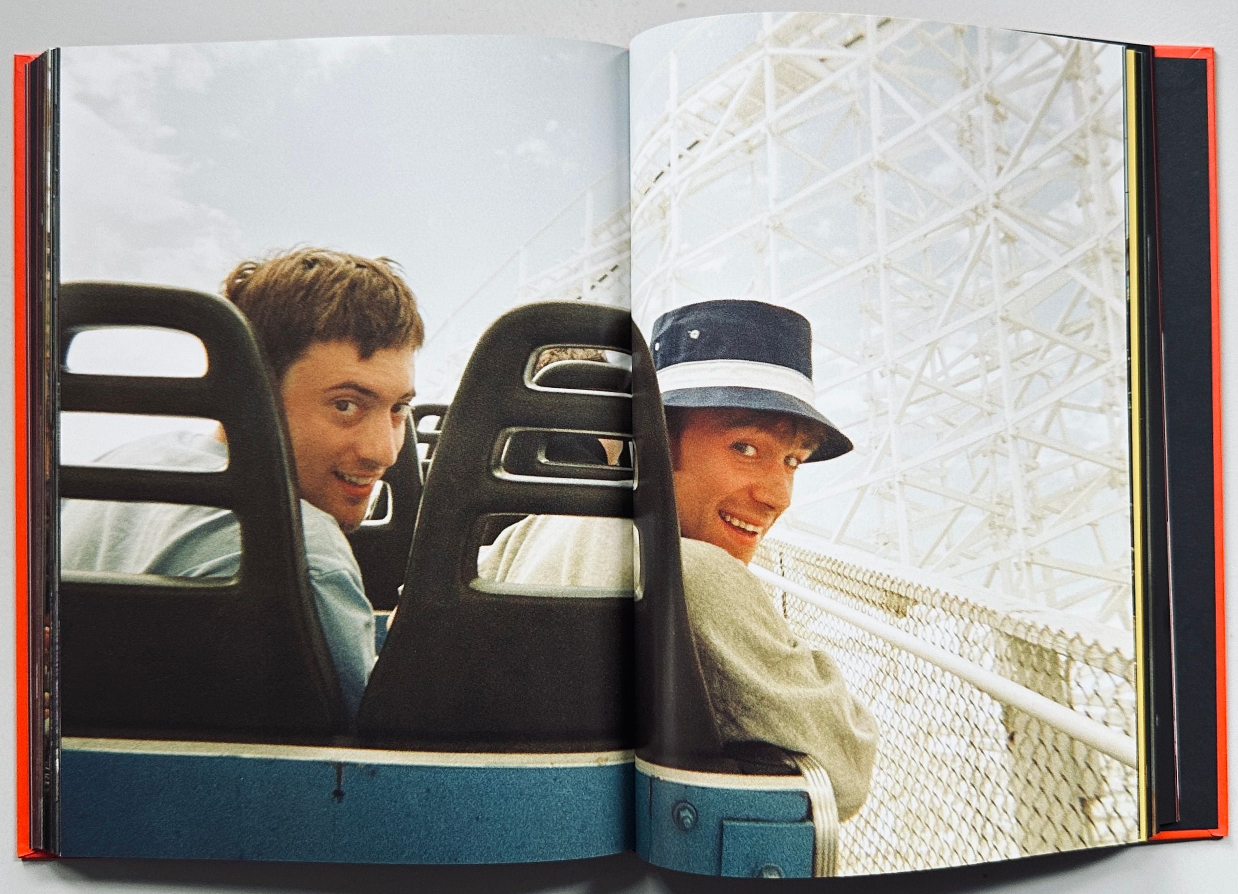 blur 写真集　Dave Rowntreeサイン入り　限定 SIGNED] DAVE ROWNTREE NO ONE YOU KNOW EARLY BLUR PHOTOS – IDEA