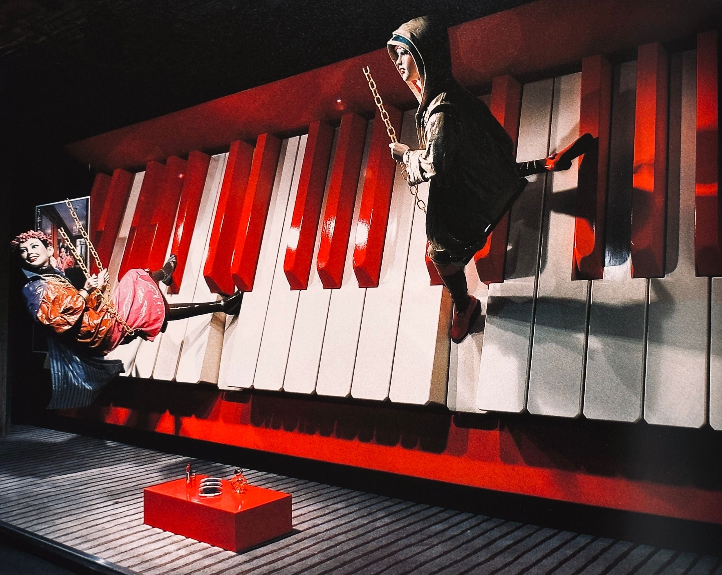 Shiseido Window Art 1963-1993
