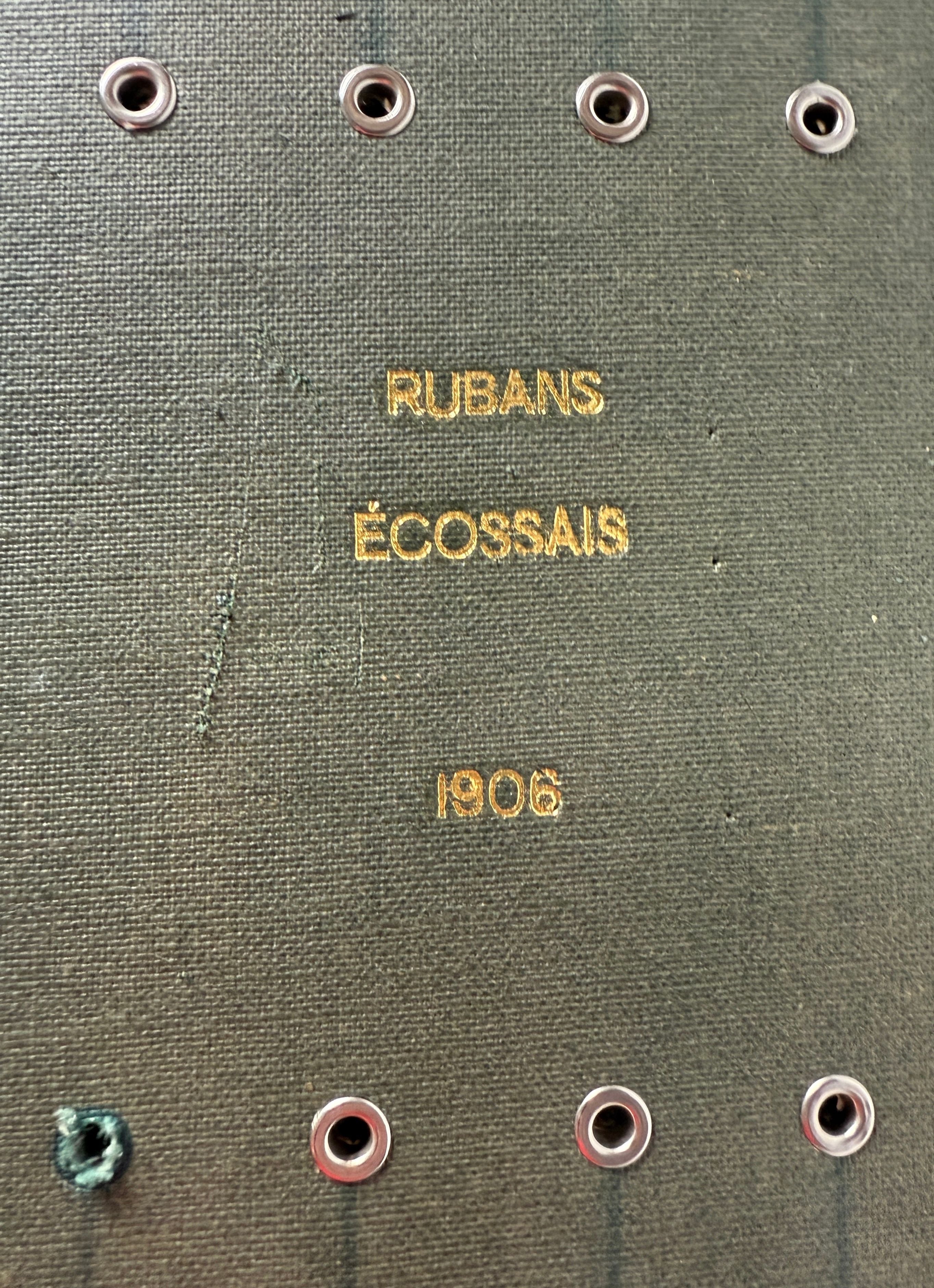 1906 Tartan Silks Archive