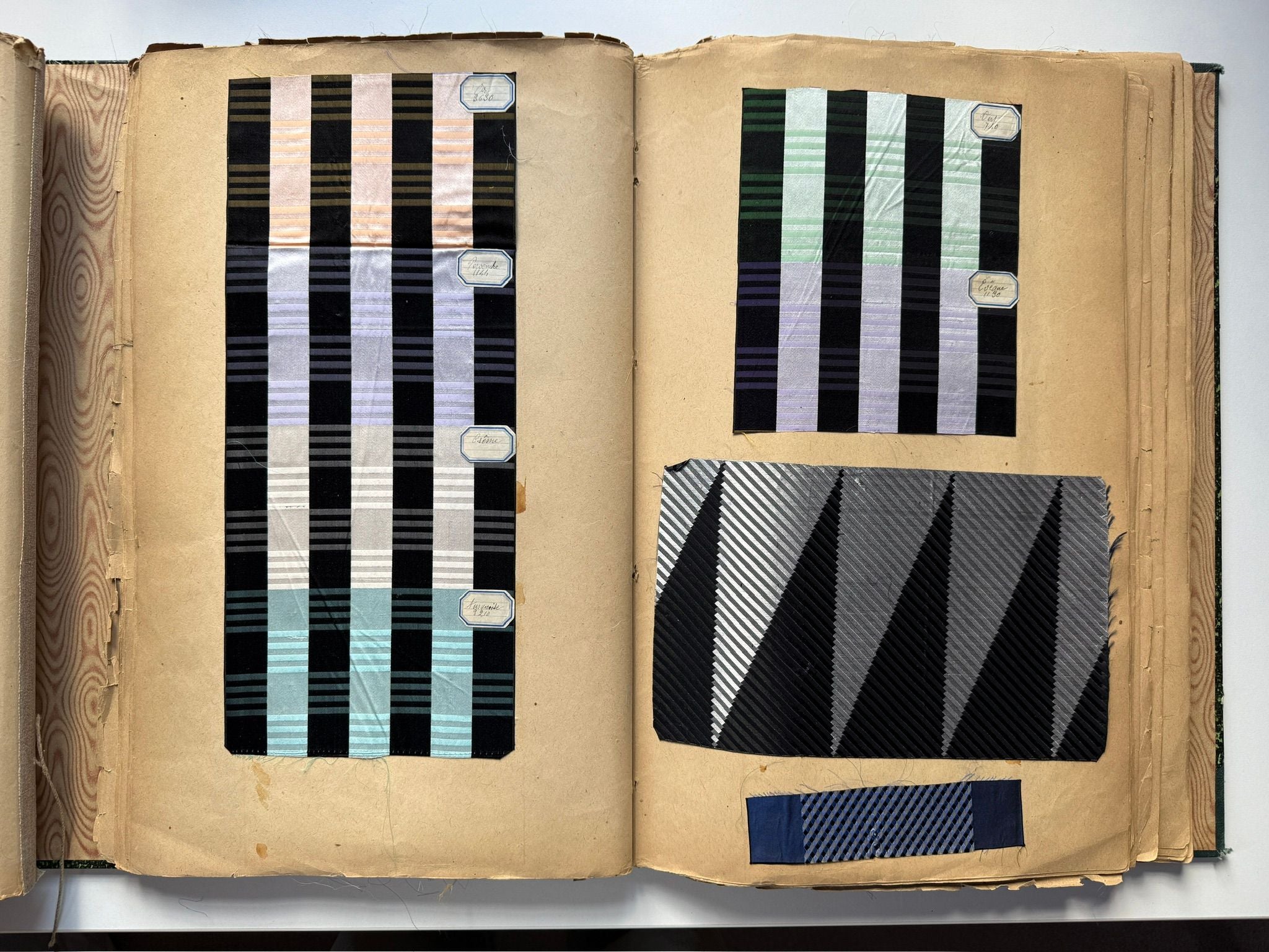 1906 Tartan Silks Archive