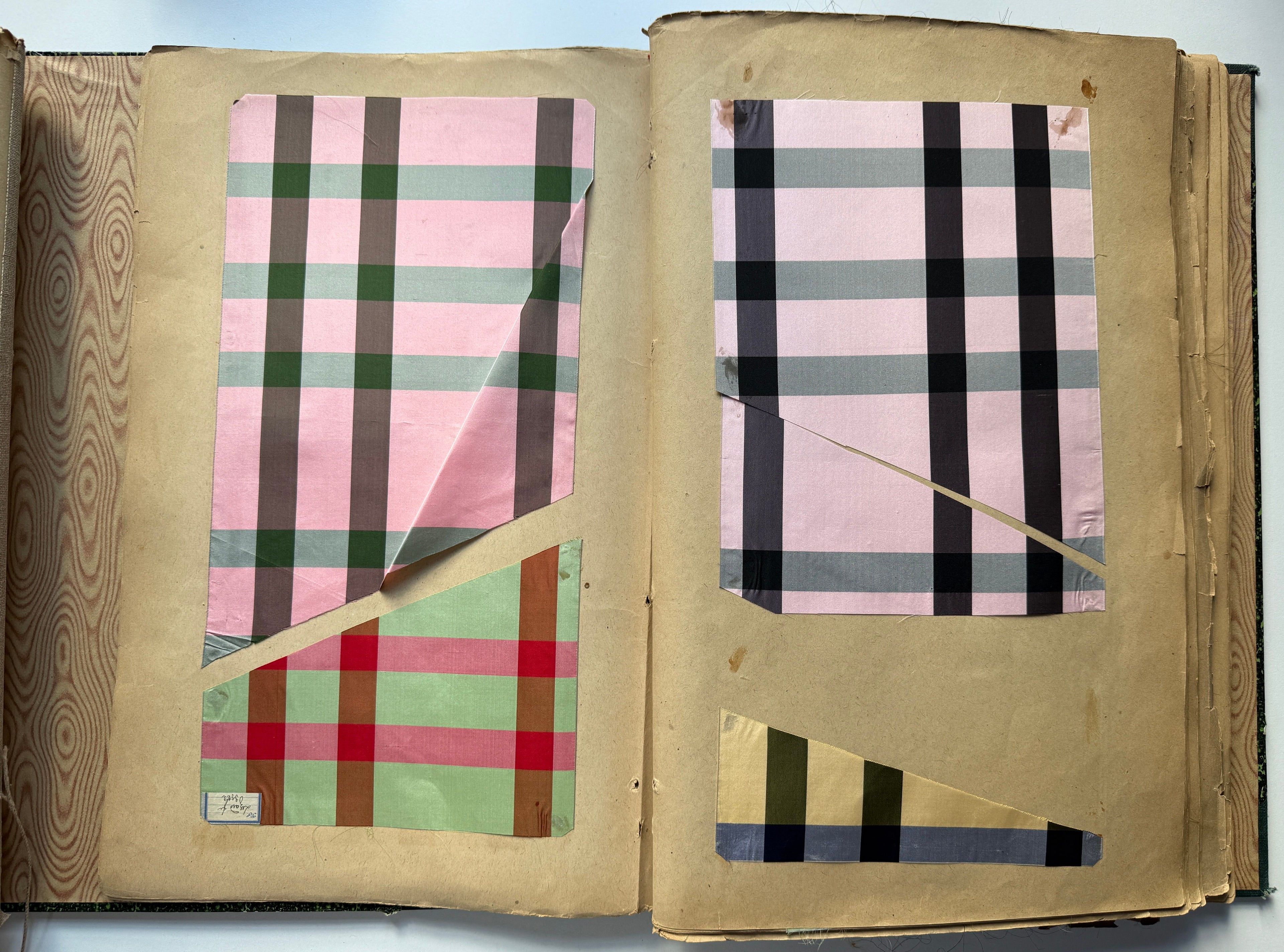 1906 Tartan Silks Archive