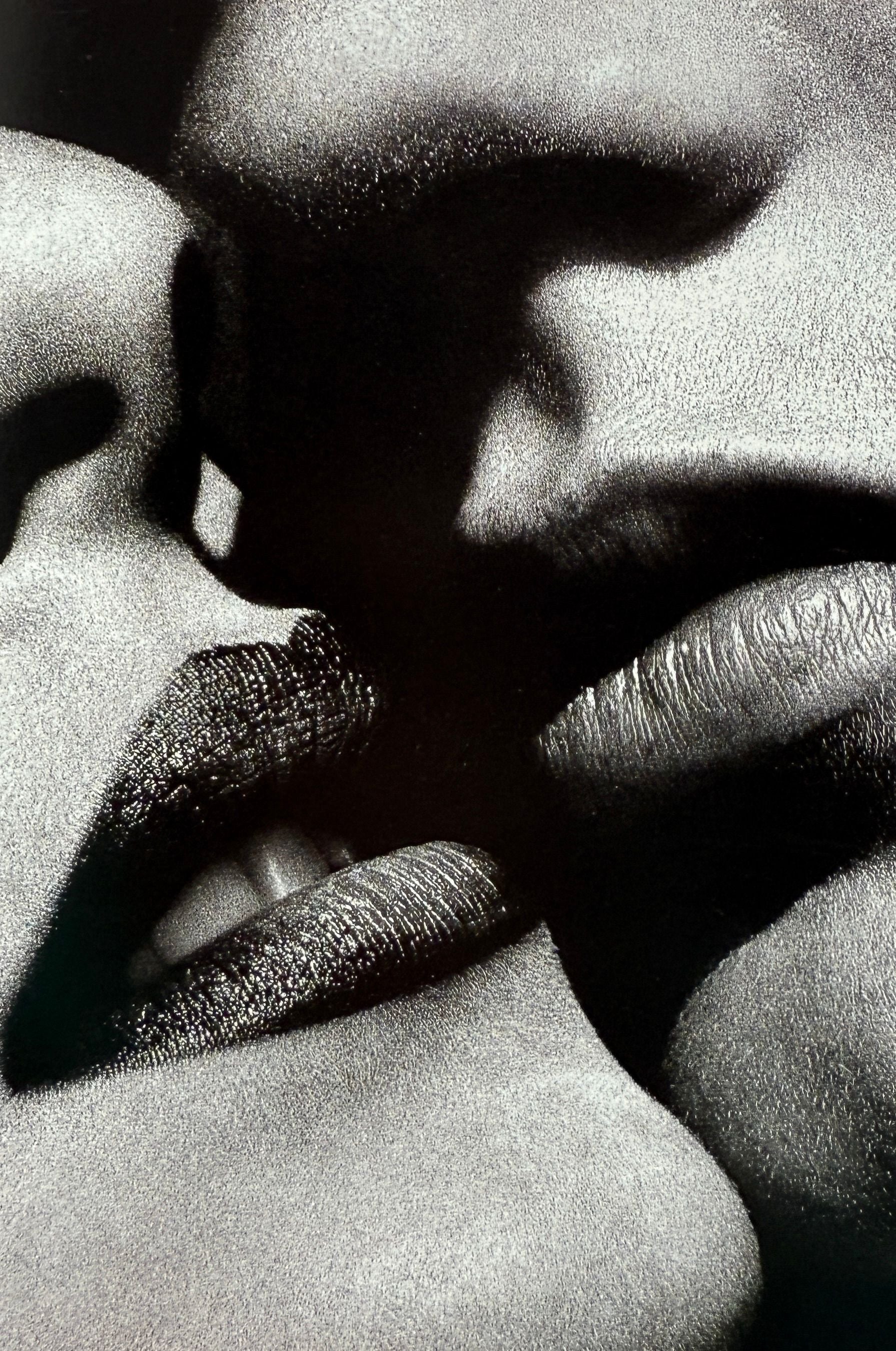 Kiss Pictures