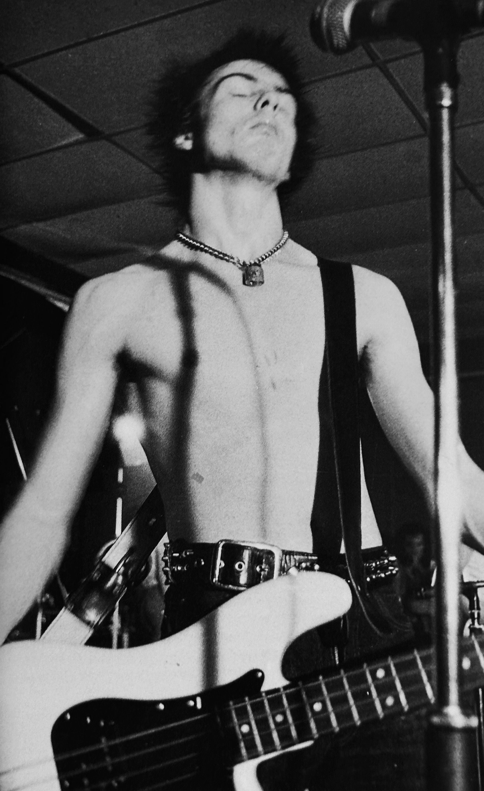 Sid Vicious Too Fast To Live