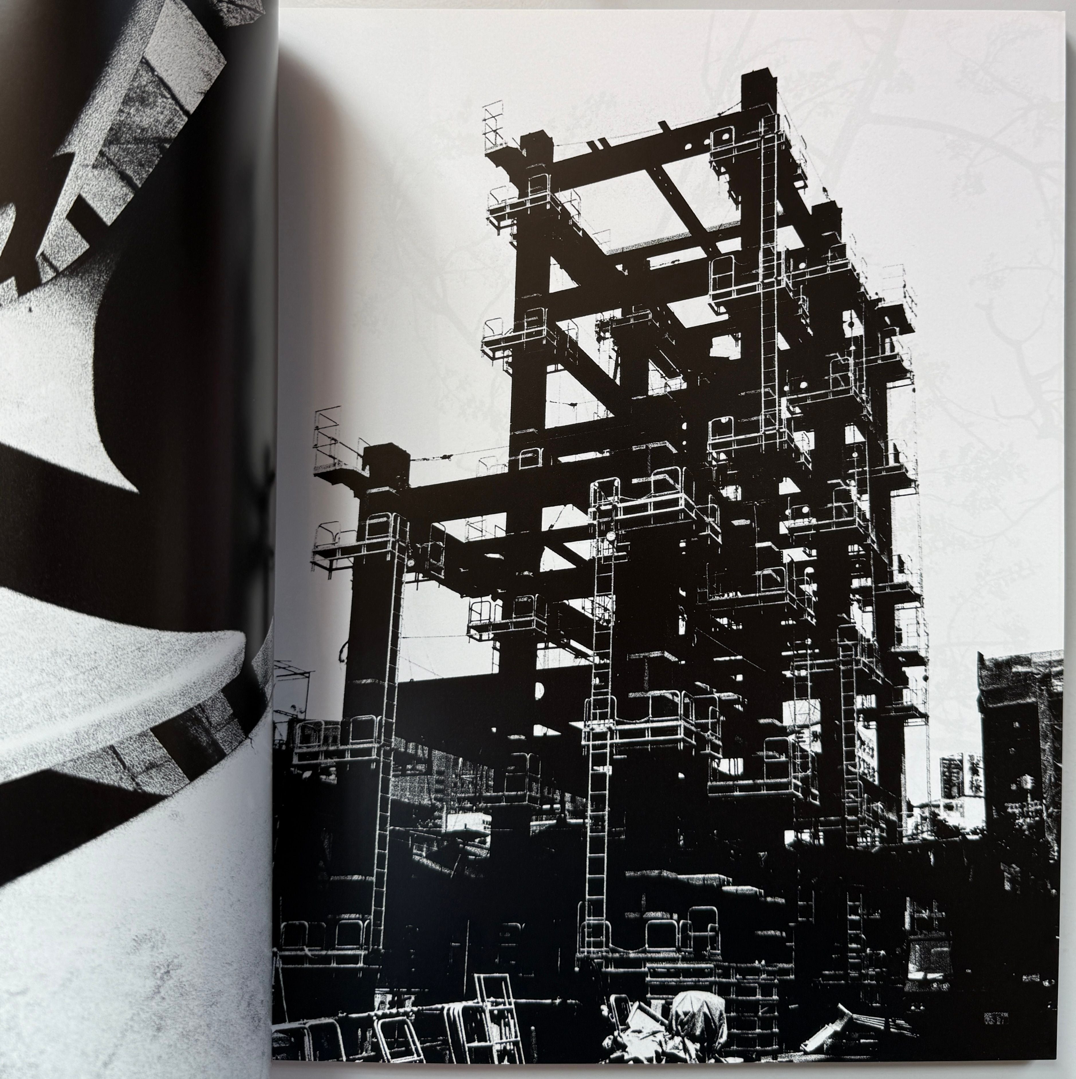 [SIGNED] DAIDO MORIYAMA HYSTERIC 4