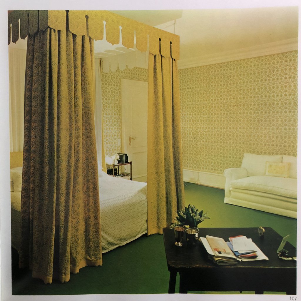 David Hicks on Decoration