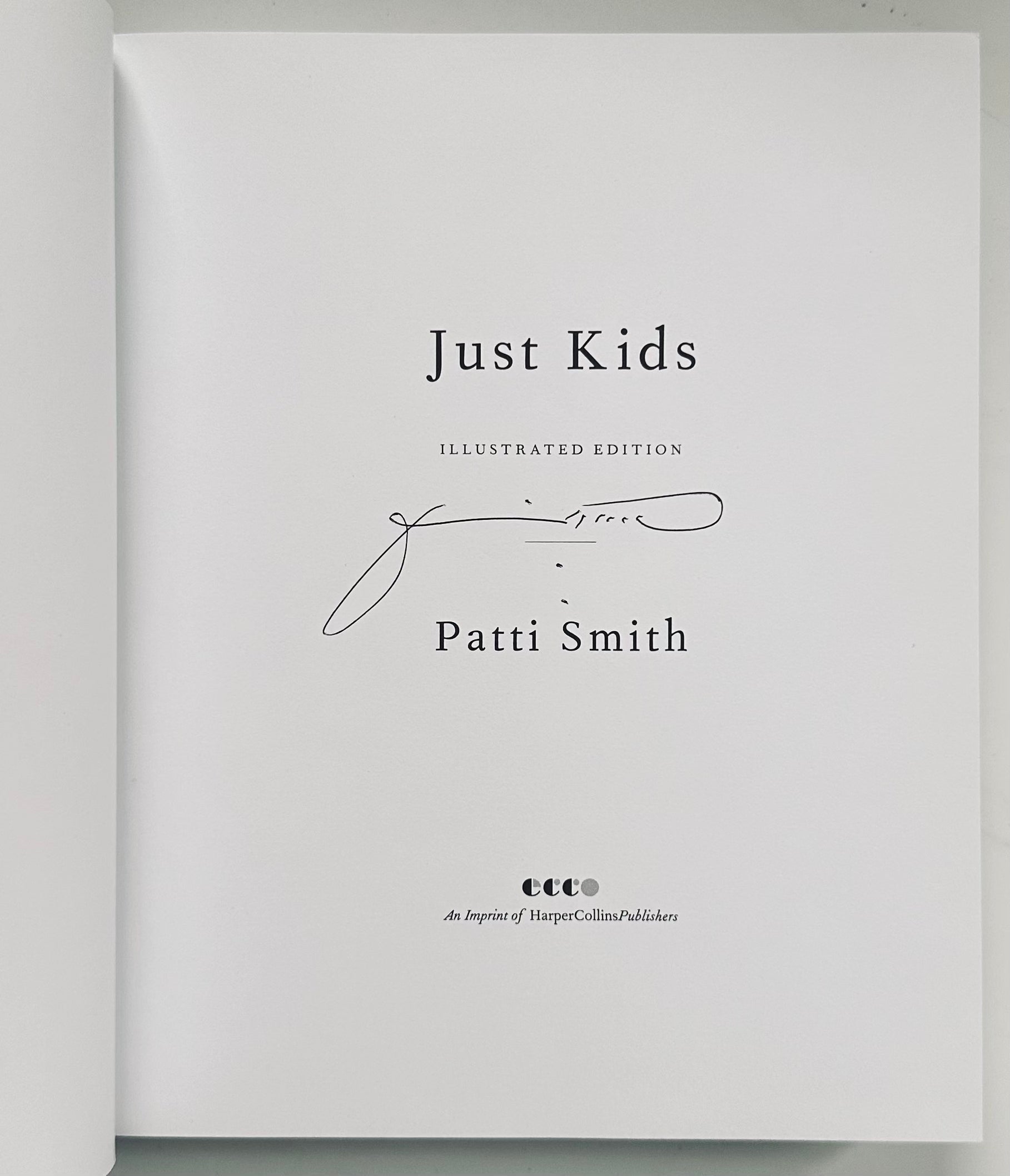 [SIGNED] PATTI SMITH JUST KIDS ILLUSTRATED